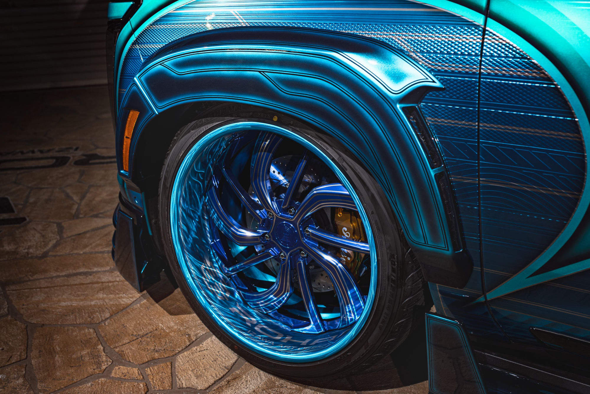 キャデラック エスカレード オーバーフェンダー ワイドフェンダー Cadillac Escalade Overfenders