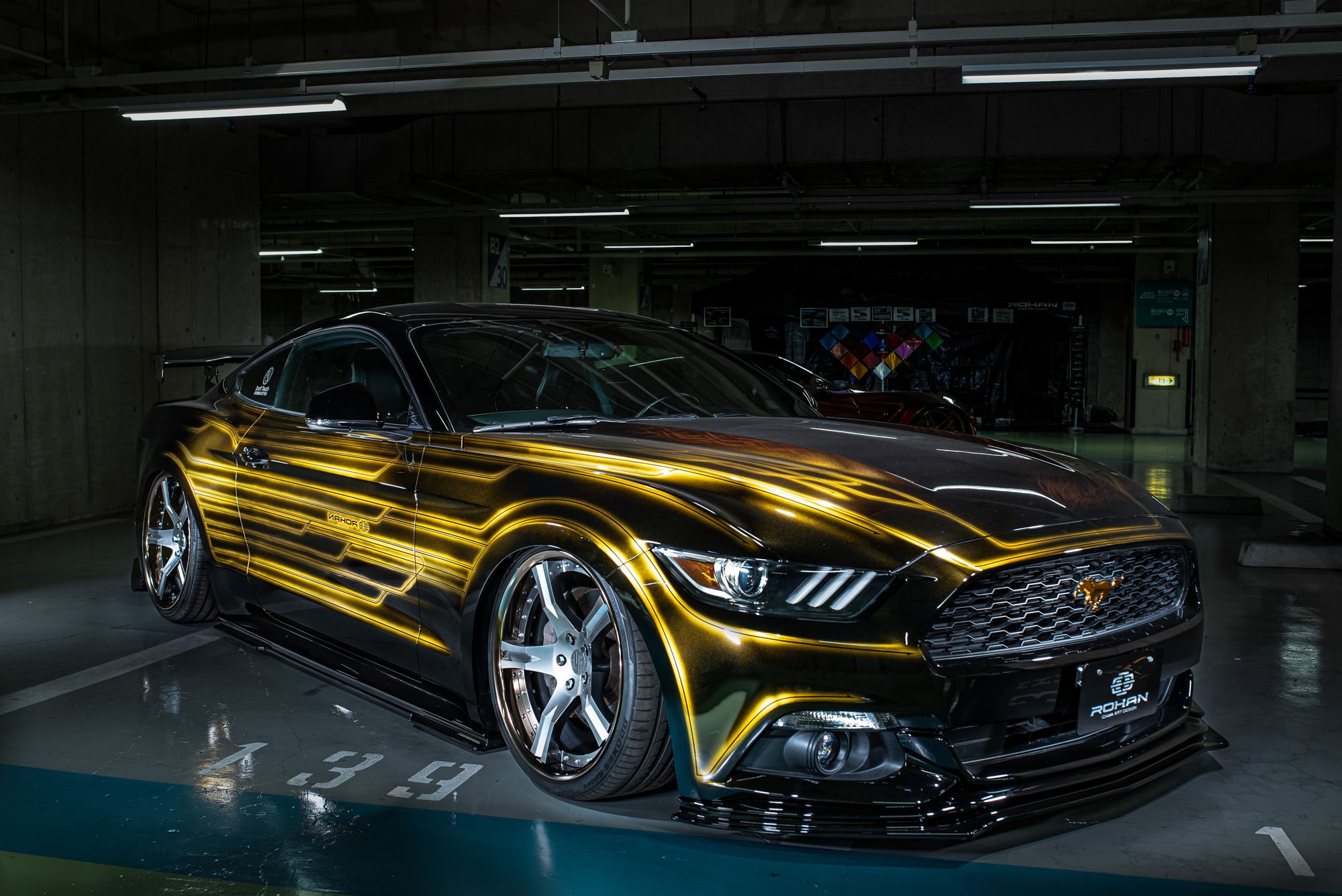 フォード マスタング Ford Mustang FANG ARMOR ゴールドピンストライプ